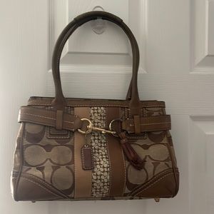 Coach Signature Collection Logo Print Hampton